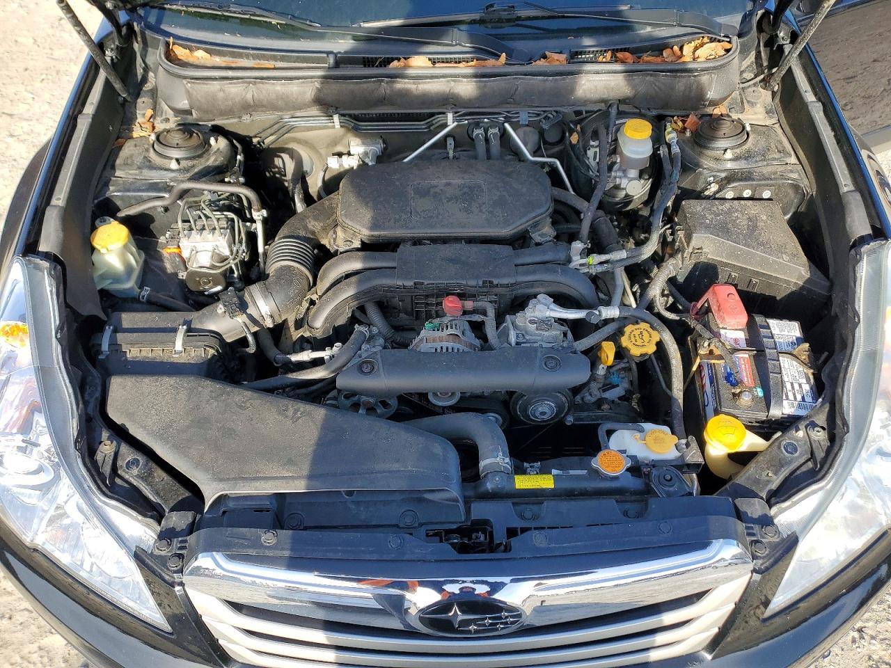 2011 SUBARU OUTBACK 2.5I PREMIUM photo 12