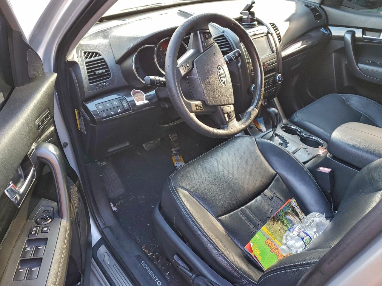 2012 KIA SORENTO SX photo 8