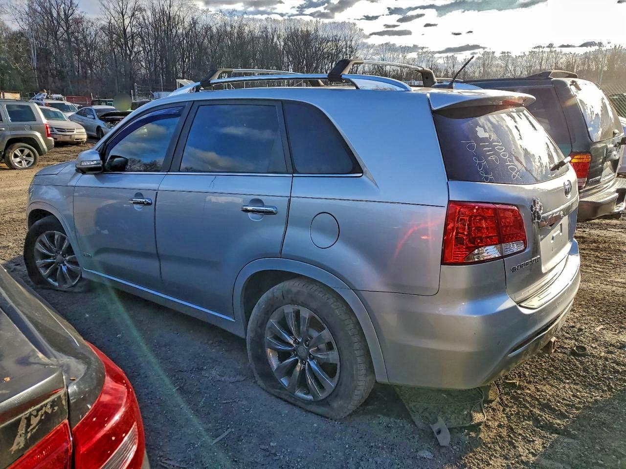 2012 KIA SORENTO SX photo 2