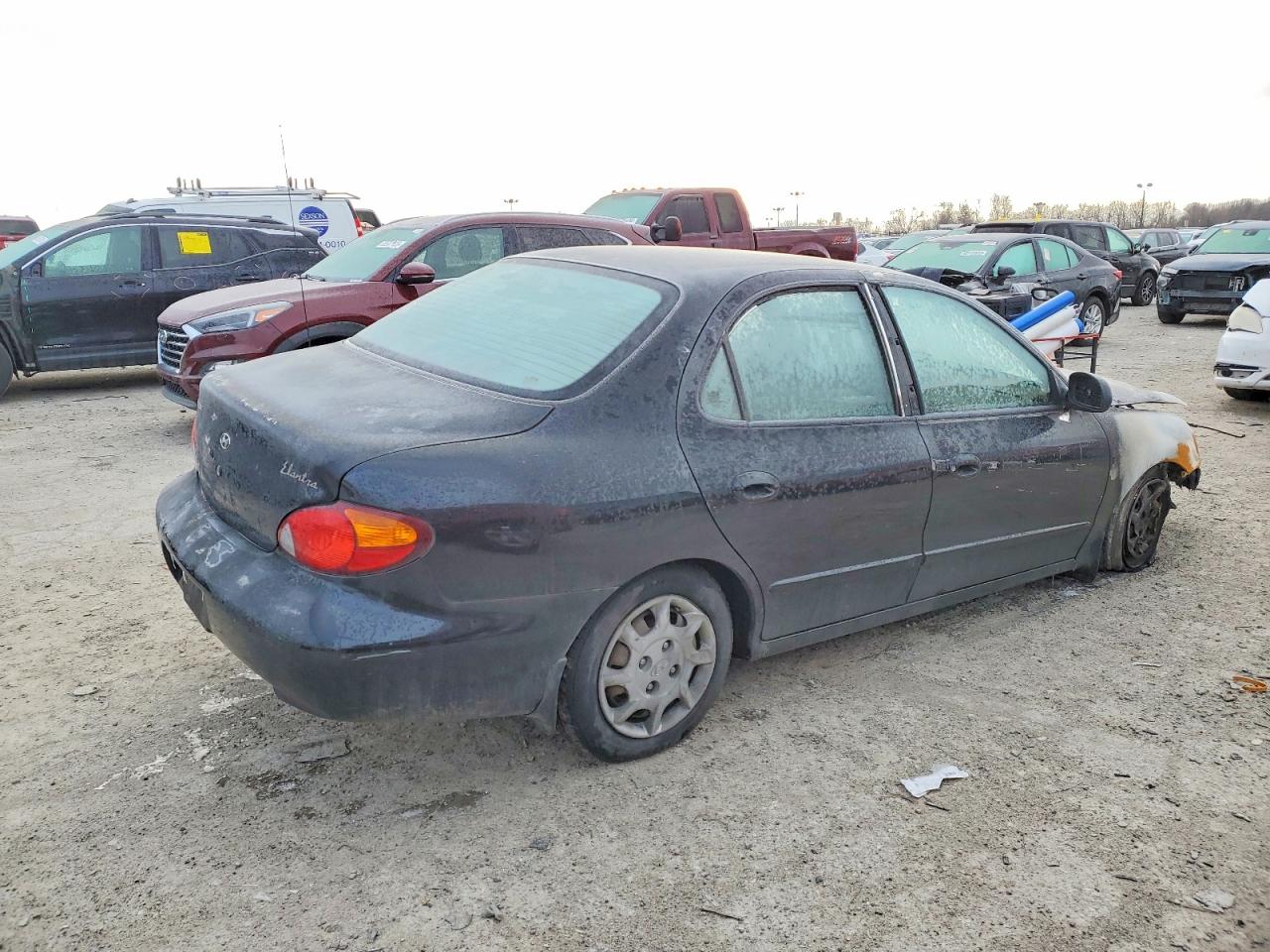 1999 HYUNDAI ELANTRA BASE photo 3