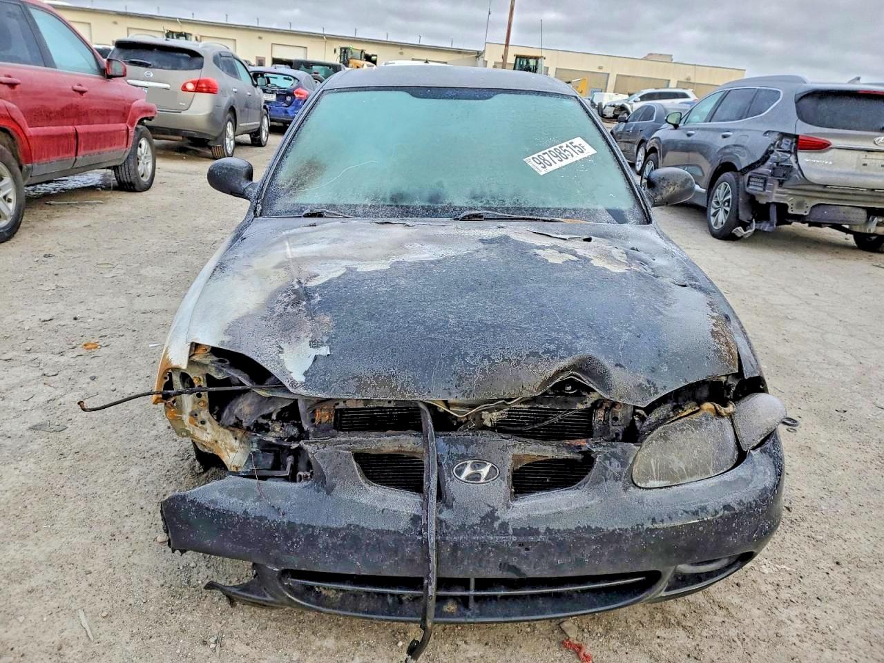 1999 HYUNDAI ELANTRA BASE photo 5