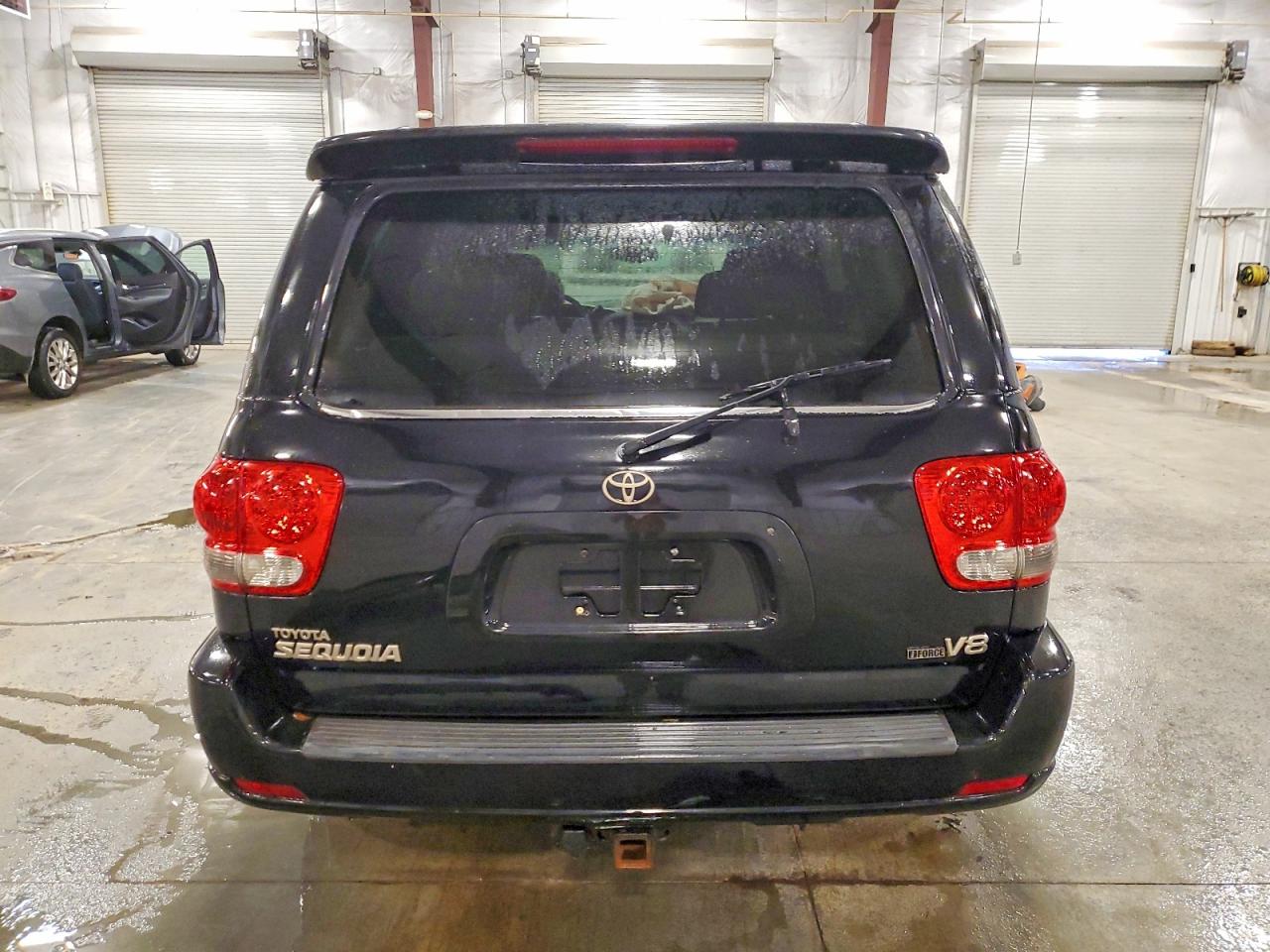 2005 TOYOTA SEQUOIA LIMITED photo 6