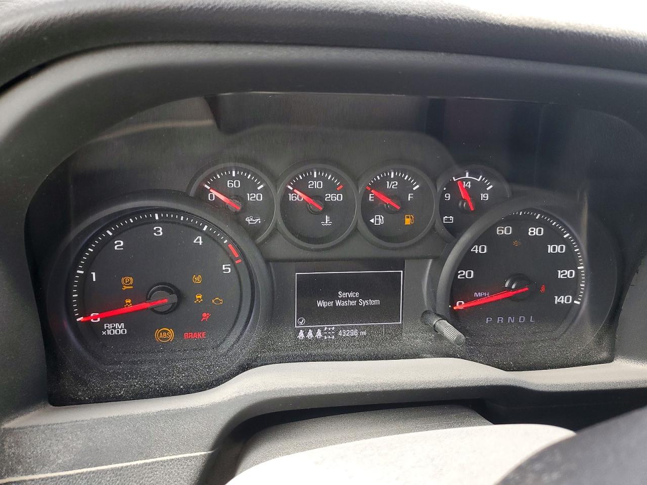 2025 GMC SIERRA K3500 photo 9