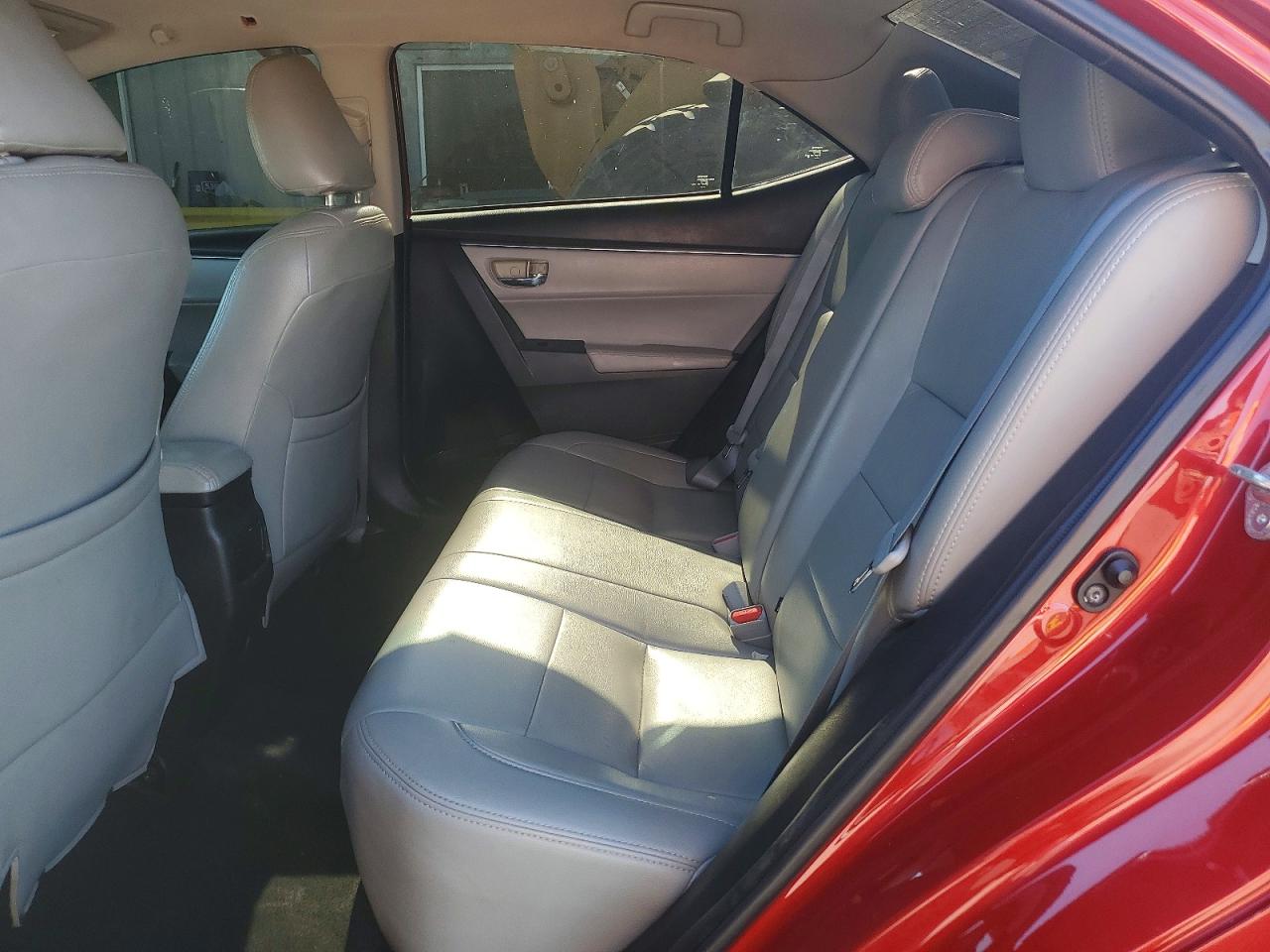 2014 TOYOTA COROLLA L photo 10