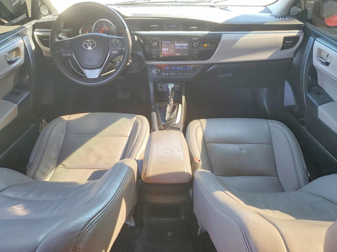 2014 TOYOTA COROLLA L photo 8
