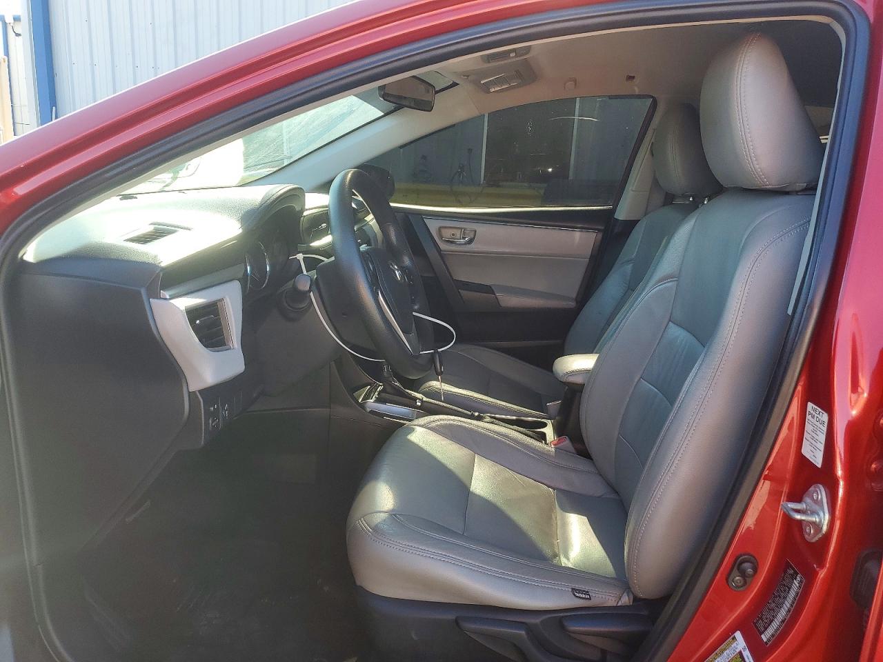 2014 TOYOTA COROLLA L photo 7