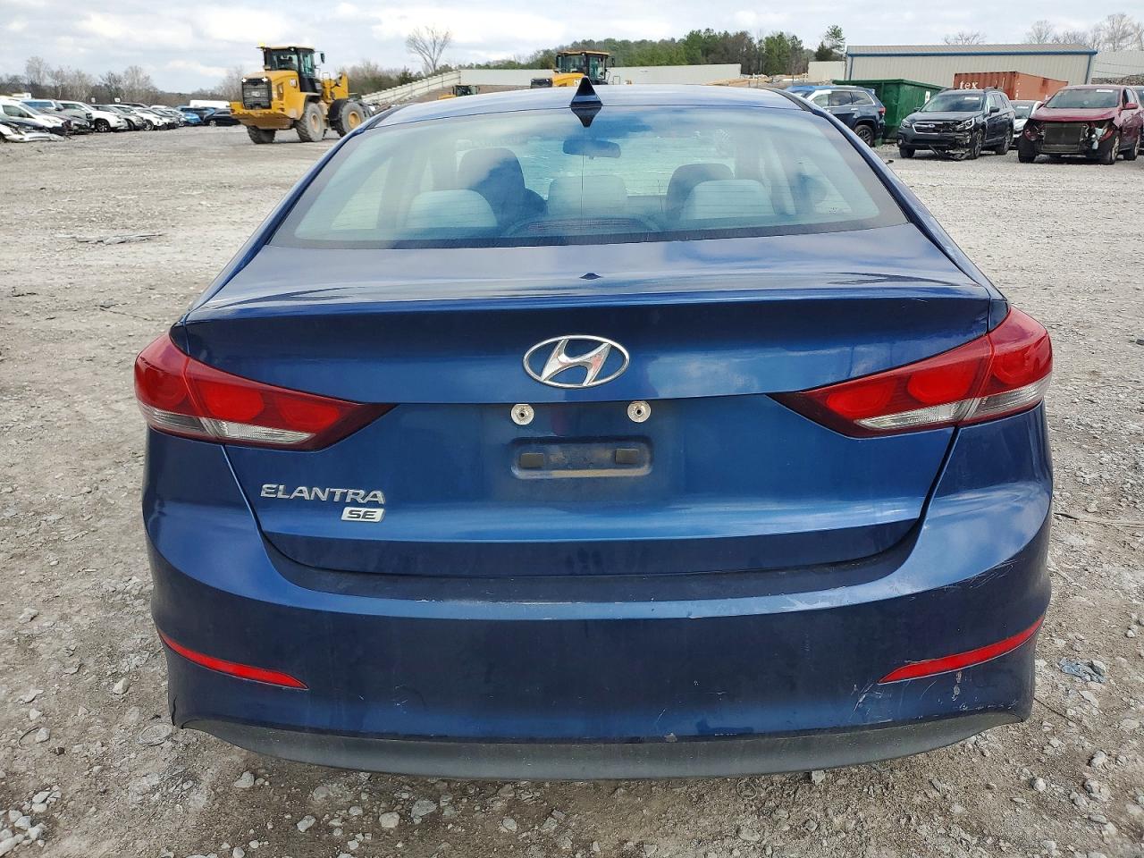 2017 HYUNDAI ELANTRA SE photo 6