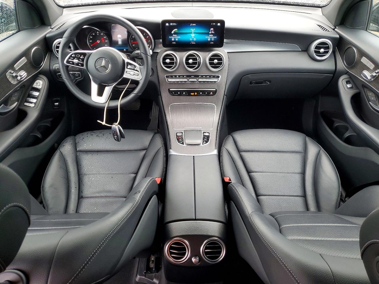 2021 MERCEDES-BENZ GLC 300 photo 8