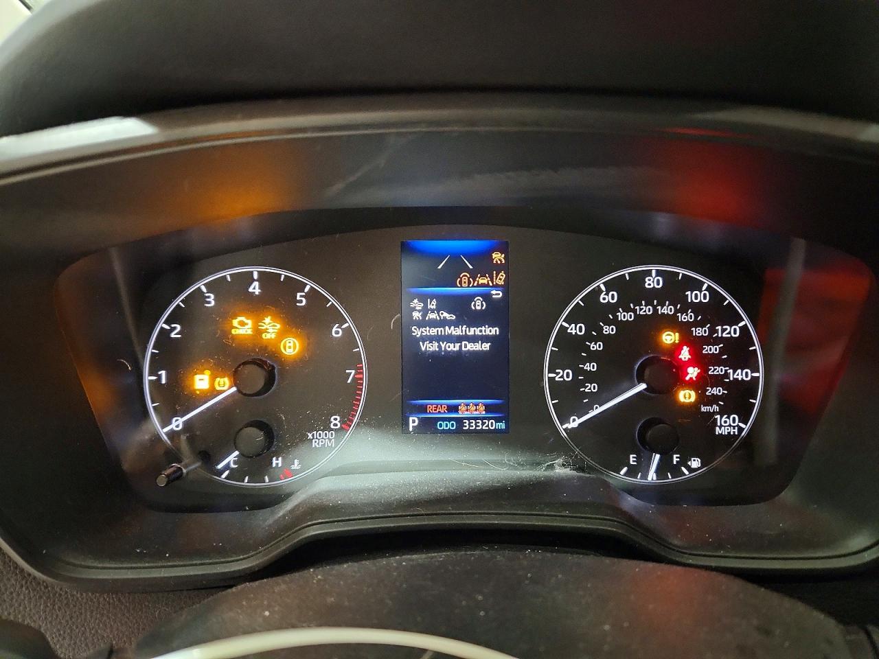 2023 TOYOTA COROLLA LE photo 9