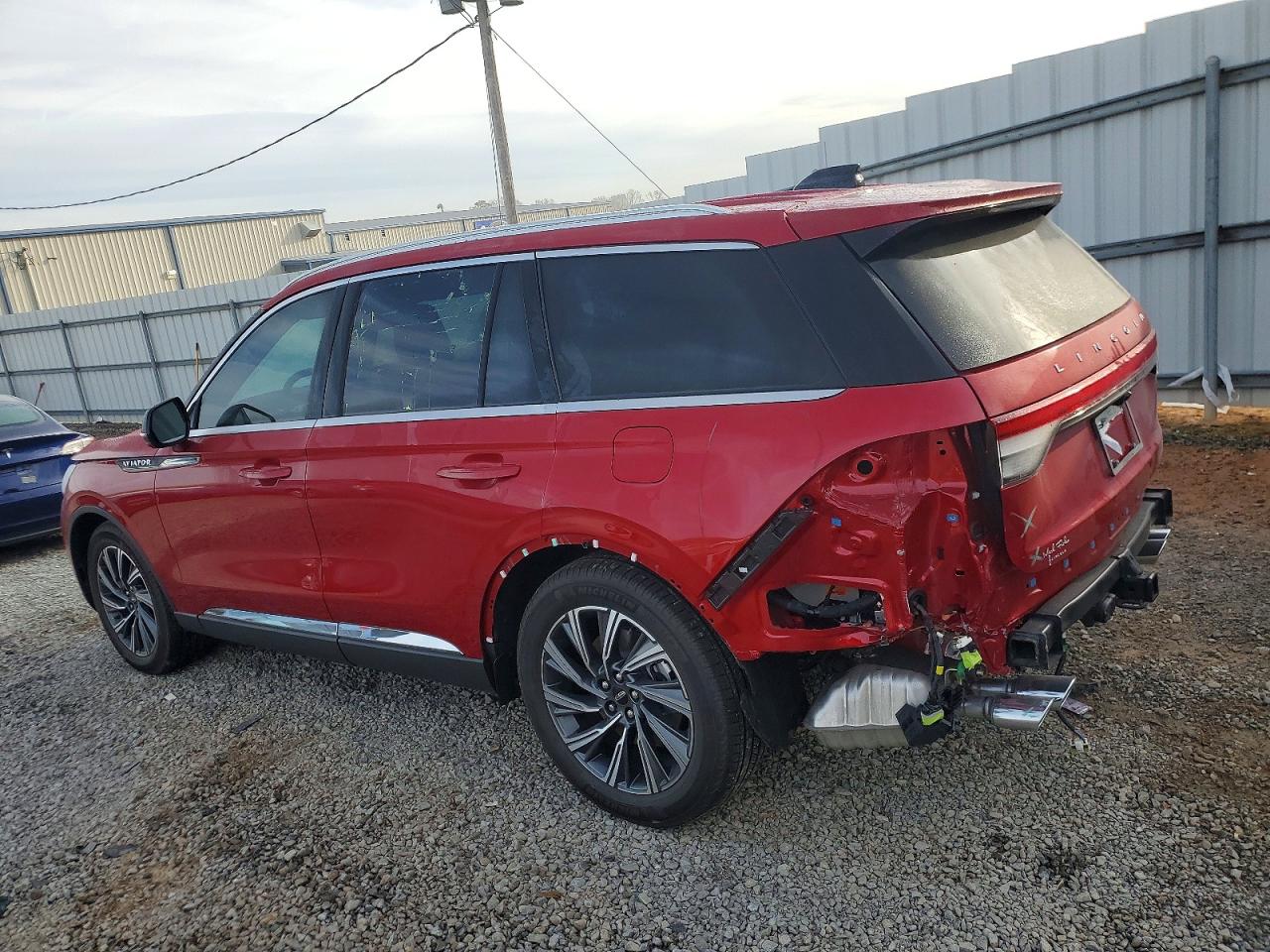 2025 LINCOLN AVIATOR photo 2