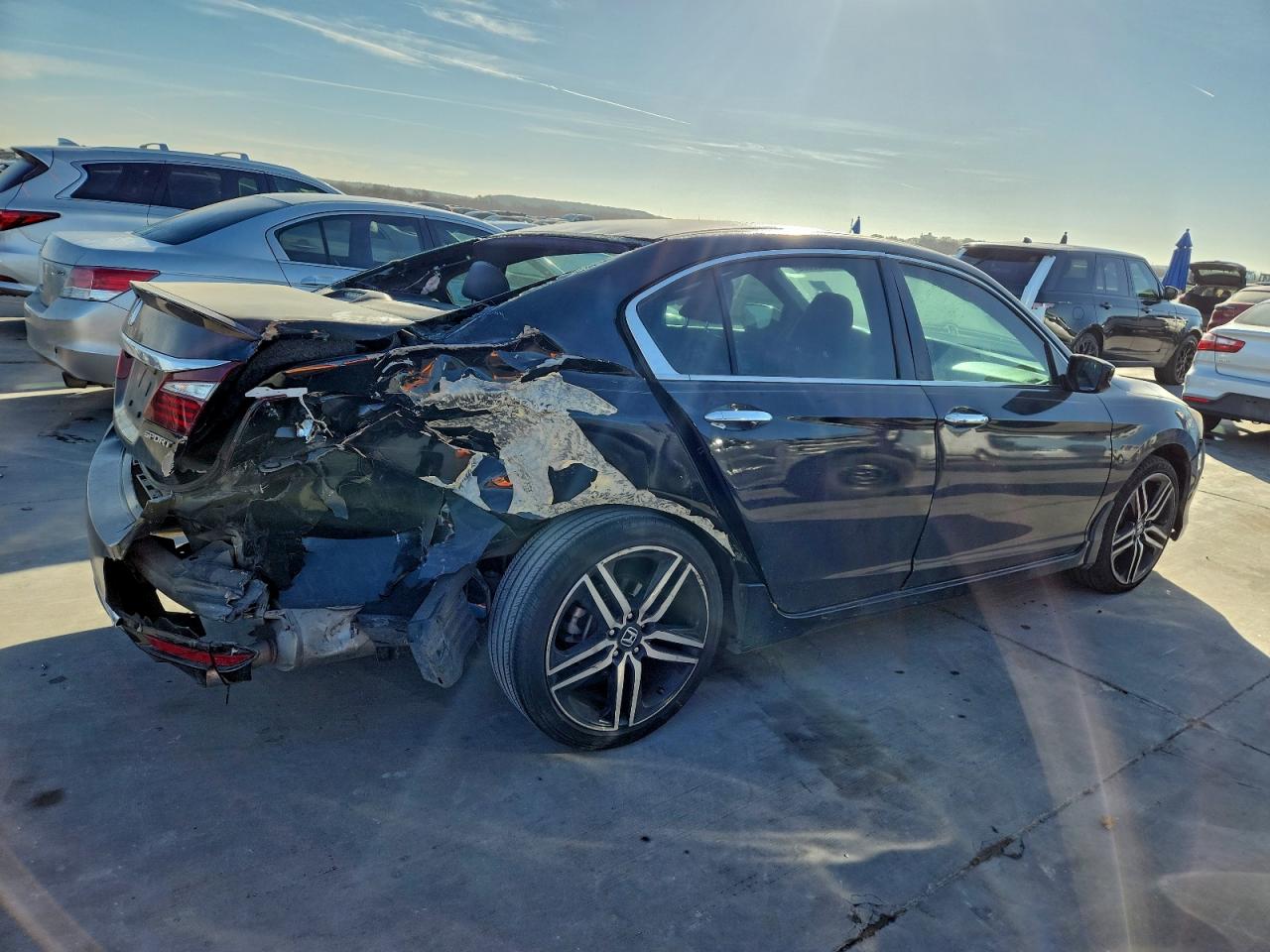 2016 HONDA ACCORD SPORT photo 3