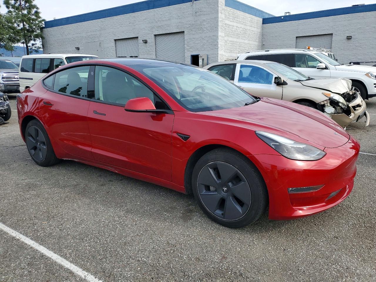 2022 TESLA MODEL 3 photo 4
