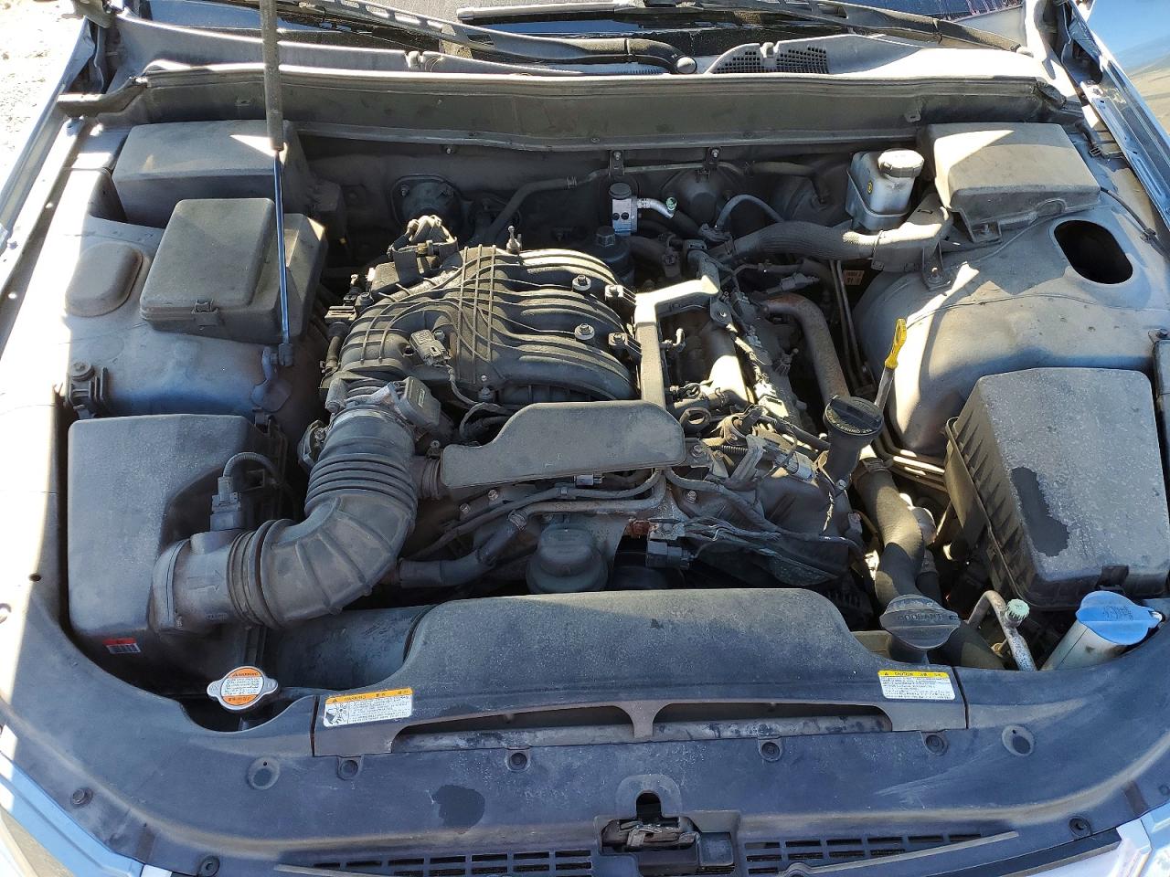 2010 HYUNDAI GENESIS 3.8L photo 11