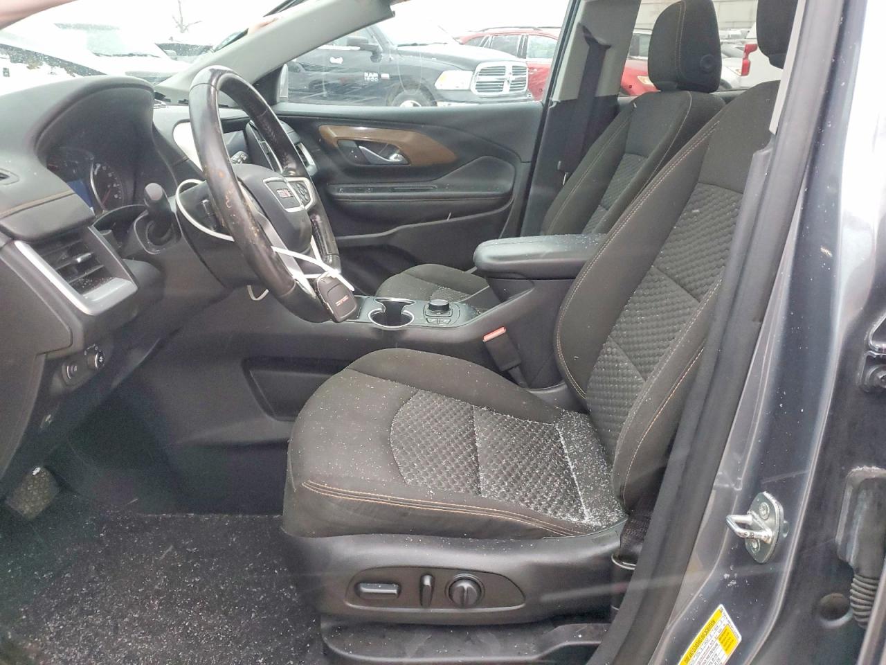 2019 GMC TERRAIN SLE photo 7