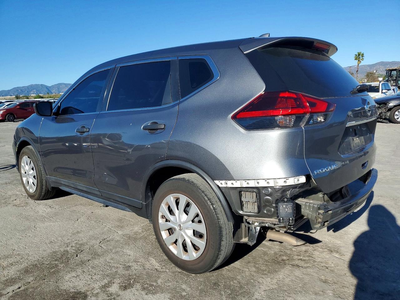 2020 NISSAN ROGUE S photo 2