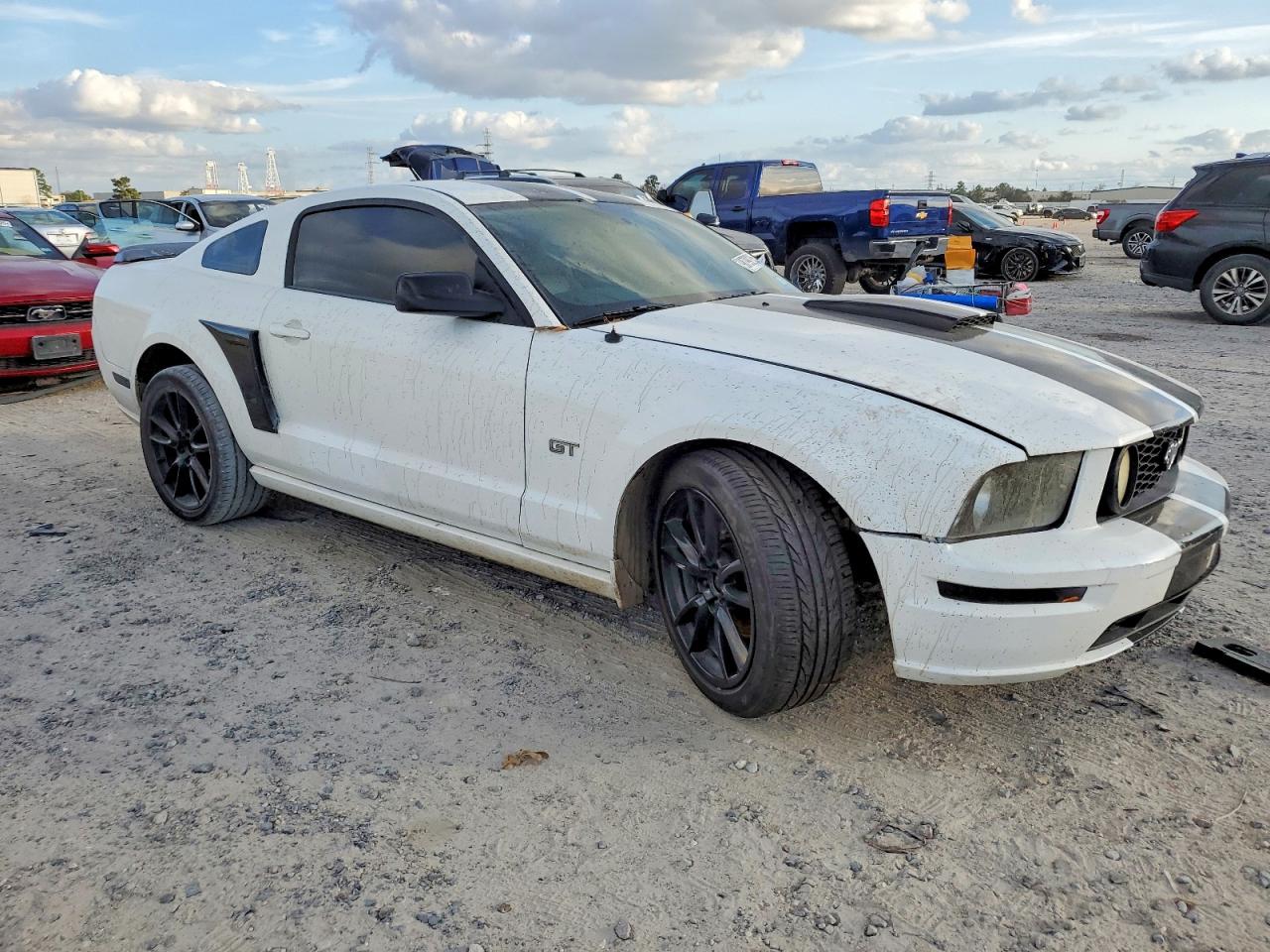 2007 FORD MUSTANG GT photo 4