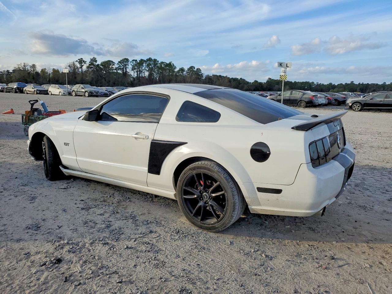 2007 FORD MUSTANG GT photo 2