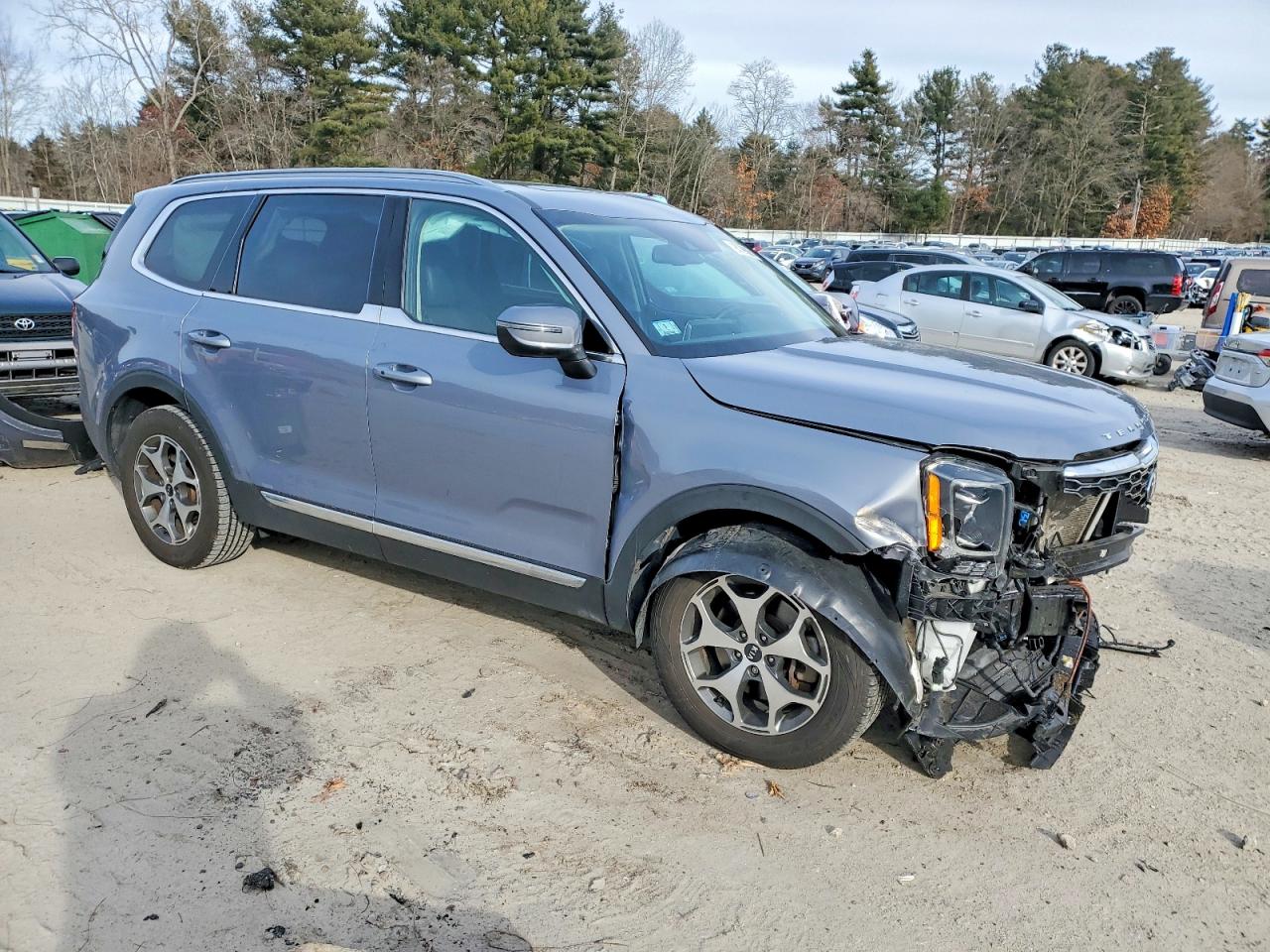 2021 KIA TELLURIDE EX photo 4