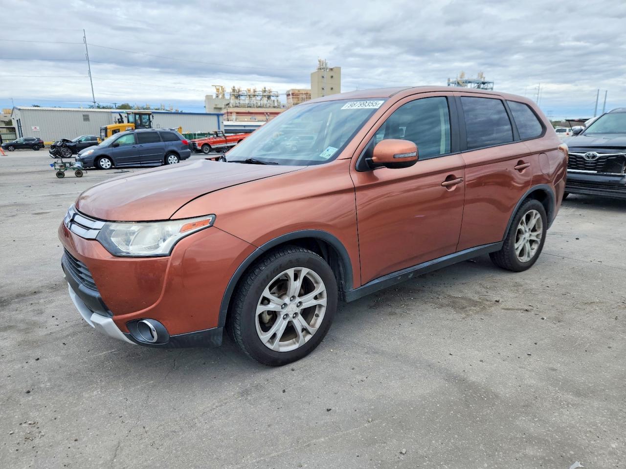 2015 MITSUBISHI OUTLANDER