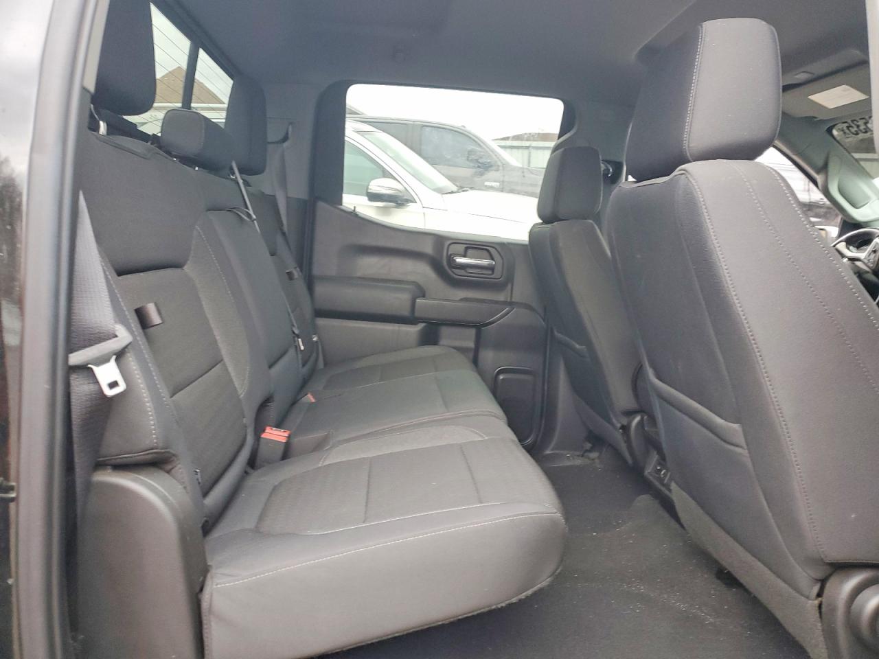 2019 CHEVROLET SILVERADO K1500 LT photo 10