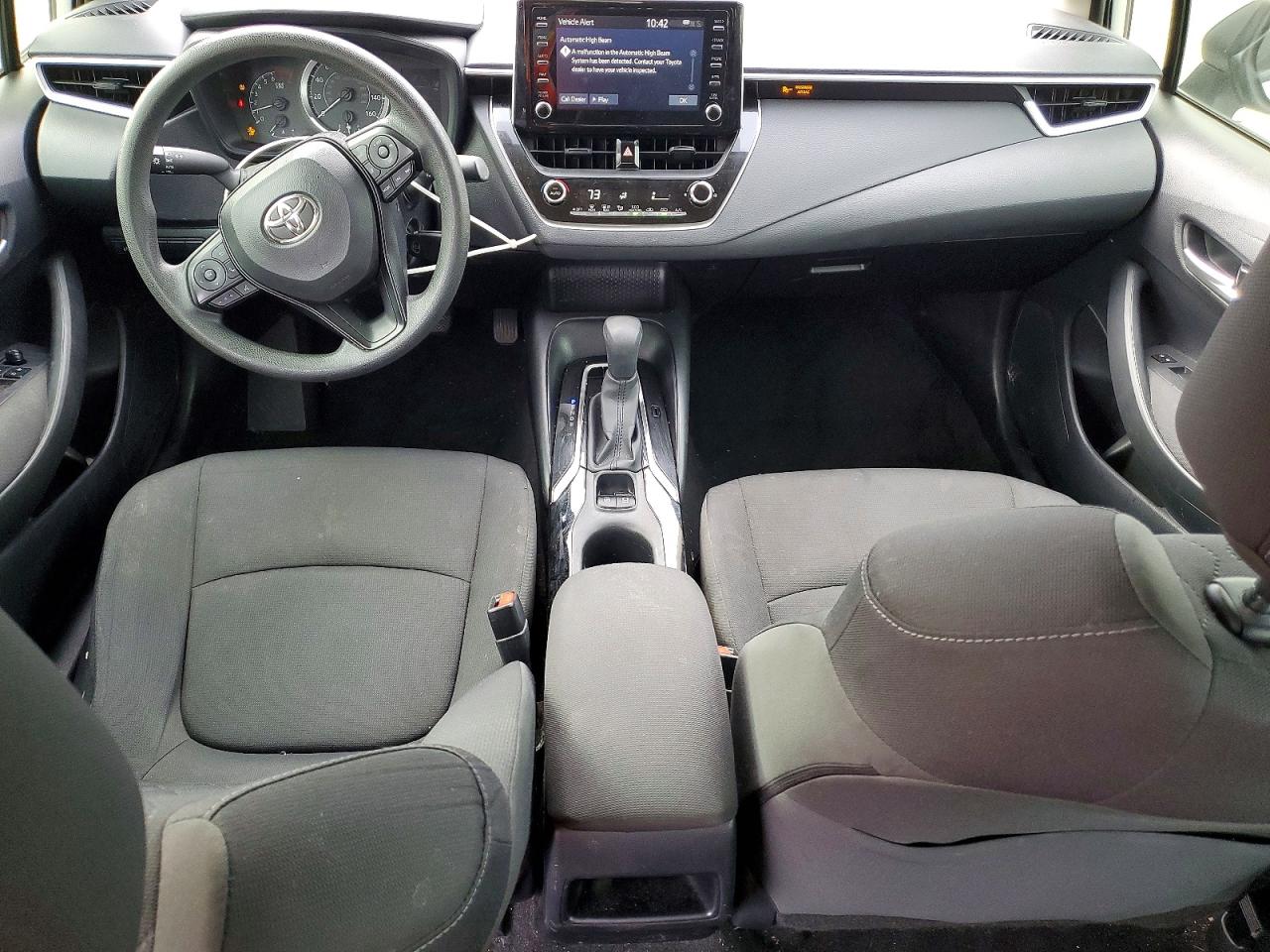 2020 TOYOTA COROLLA LE photo 8