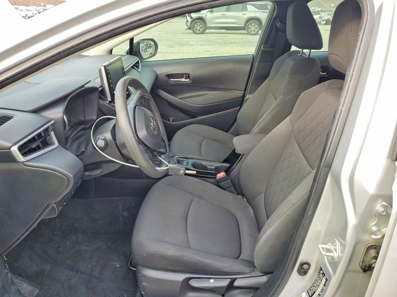 2020 TOYOTA COROLLA LE photo 7