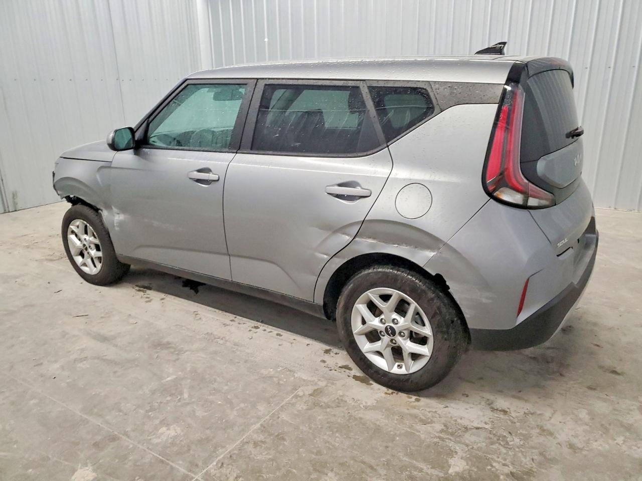 2025 KIA SOUL LX photo 2