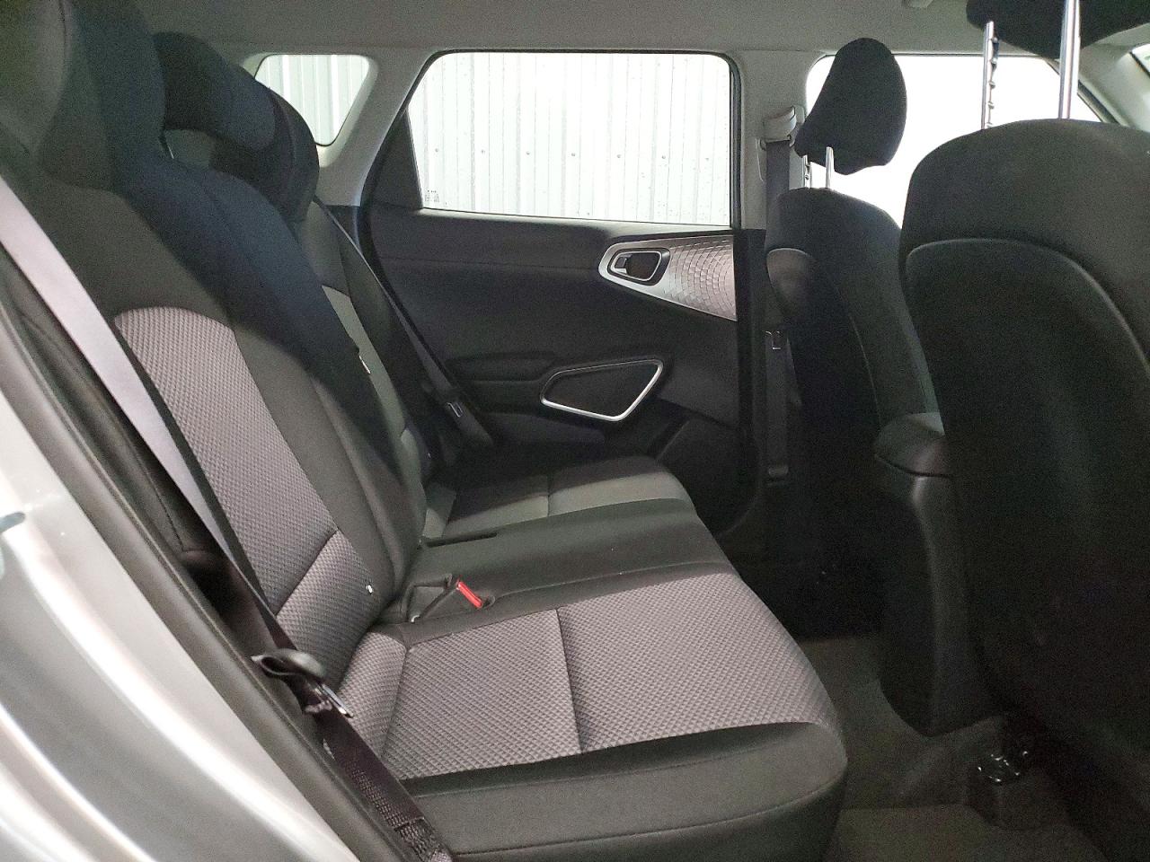 2025 KIA SOUL LX photo 10