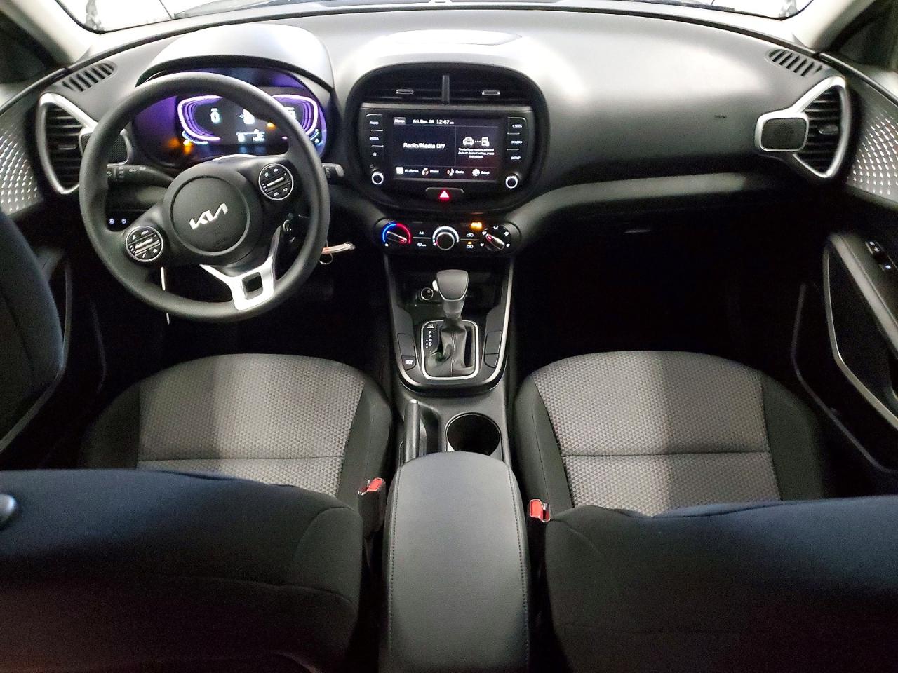 2025 KIA SOUL LX photo 8