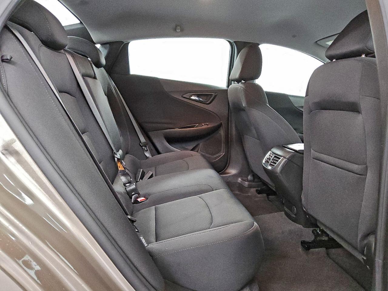 2024 CHEVROLET MALIBU LT photo 10