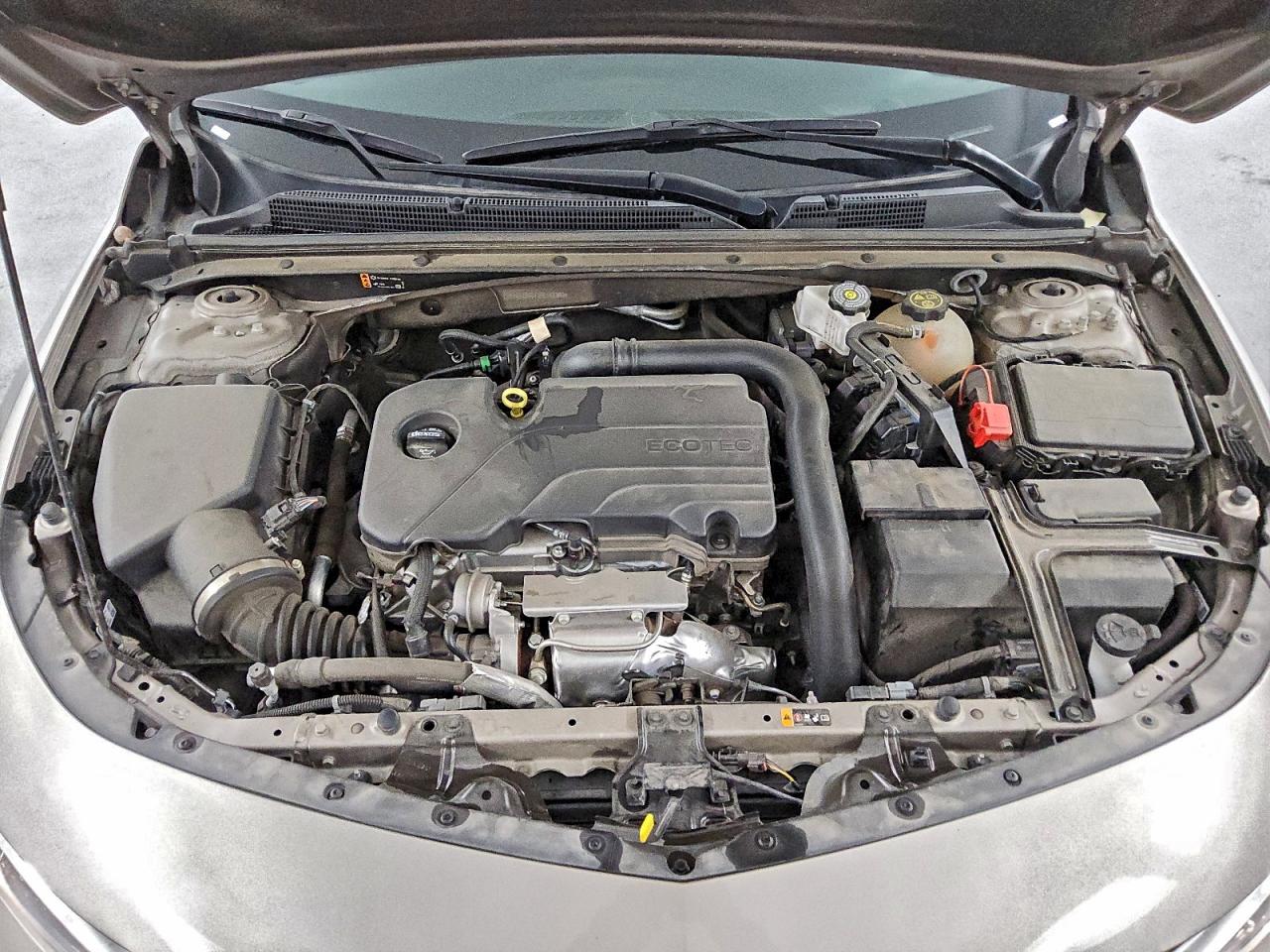 2024 CHEVROLET MALIBU LT photo 11