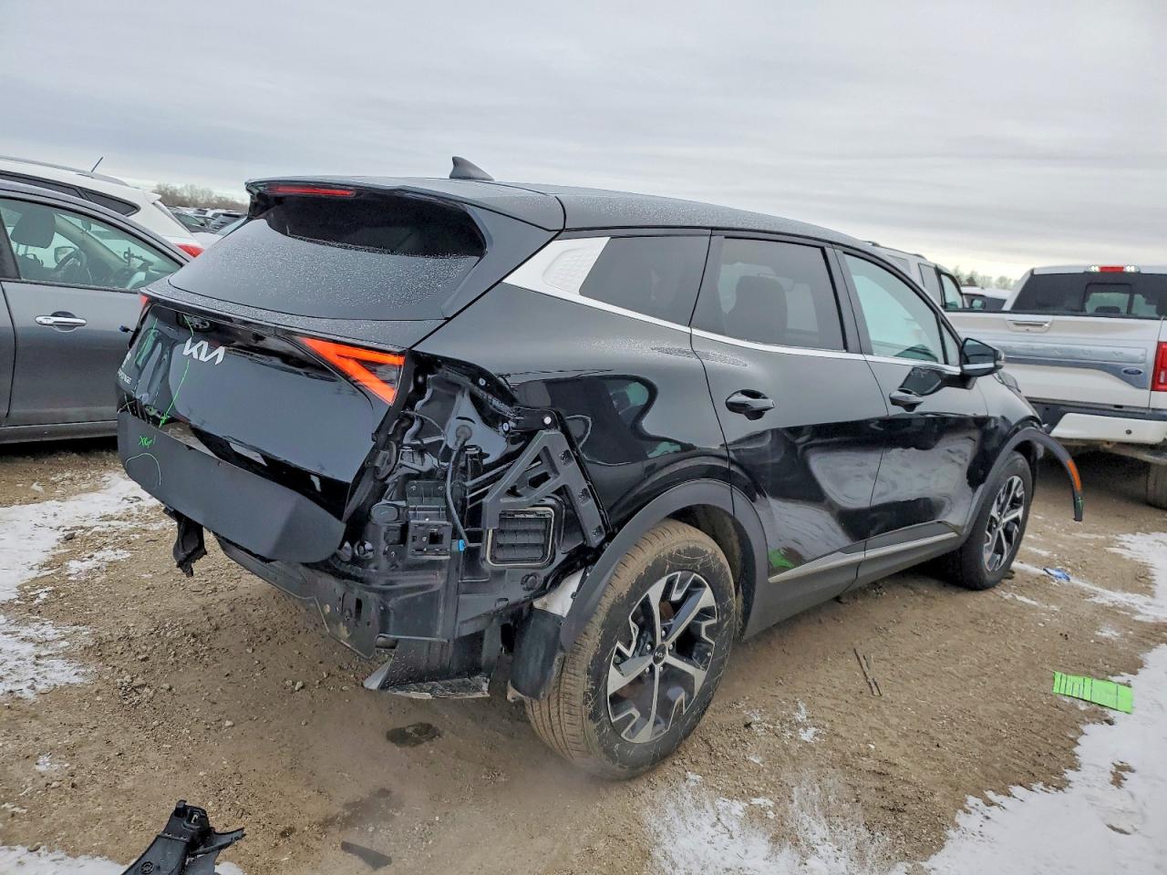 2025 KIA SPORTAGE EX photo 3