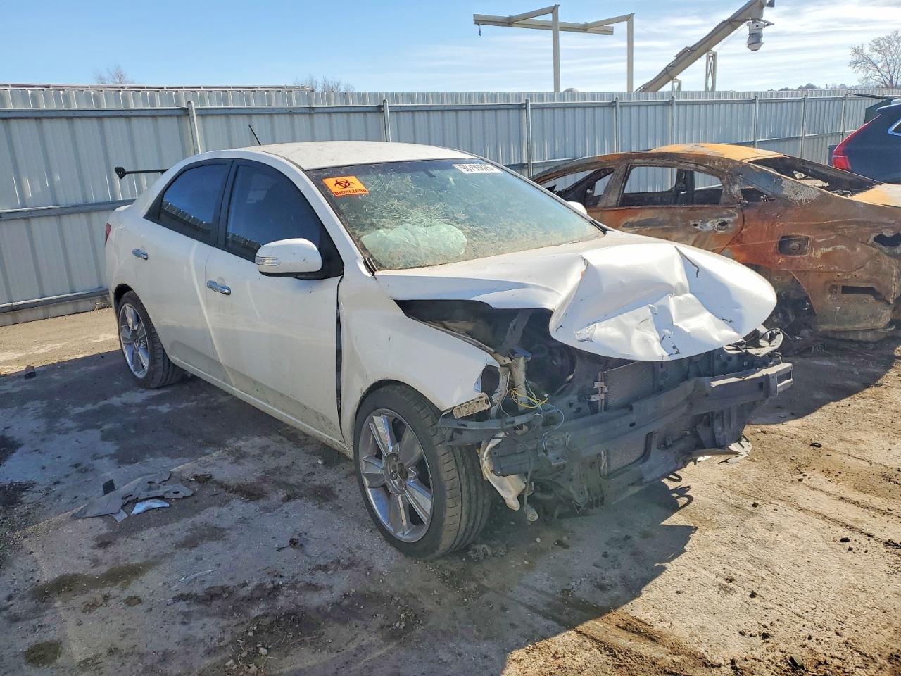 2010 KIA FORTE EX photo 4