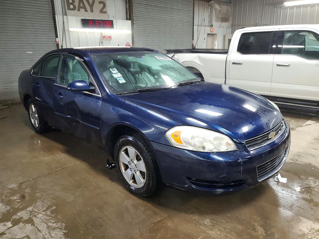 2010 CHEVROLET IMPALA LT photo 4