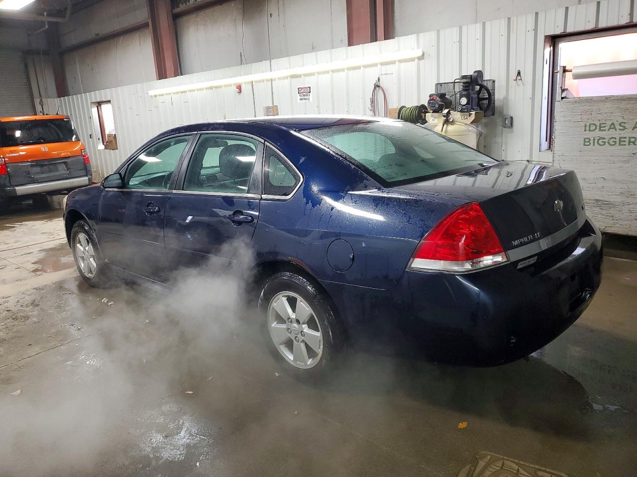 2010 CHEVROLET IMPALA LT photo 2