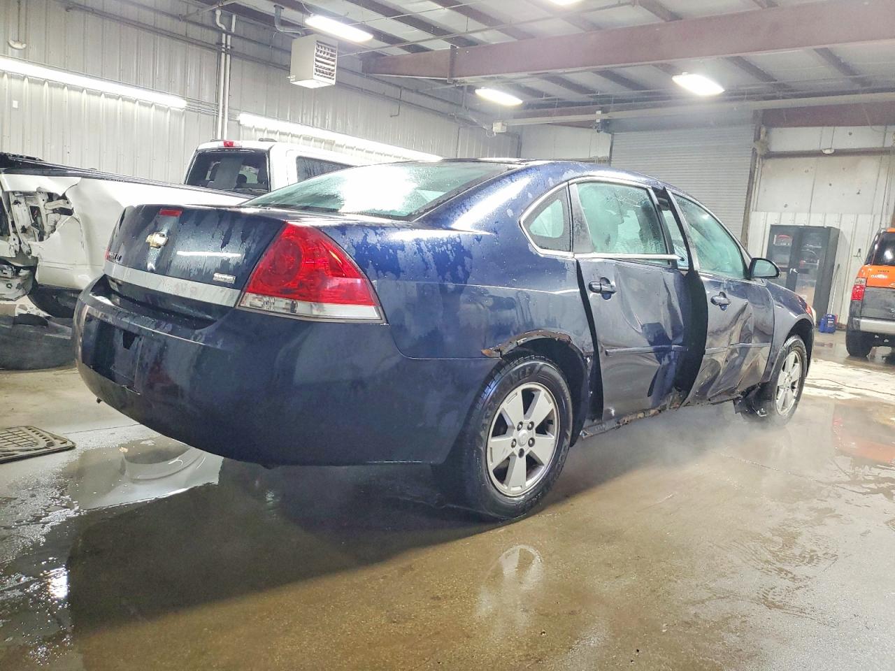 2010 CHEVROLET IMPALA LT photo 3