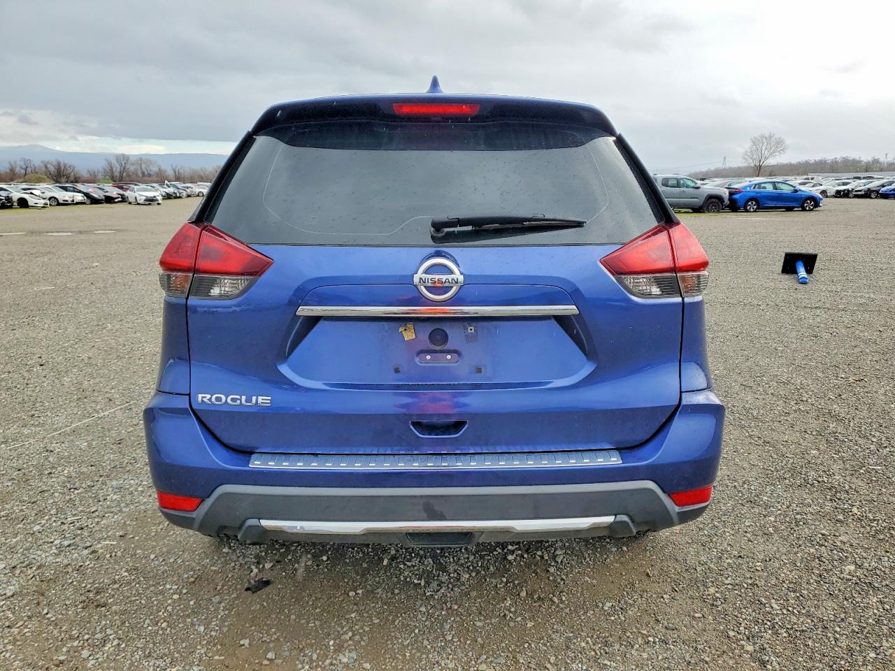 2019 NISSAN ROGUE S photo 6