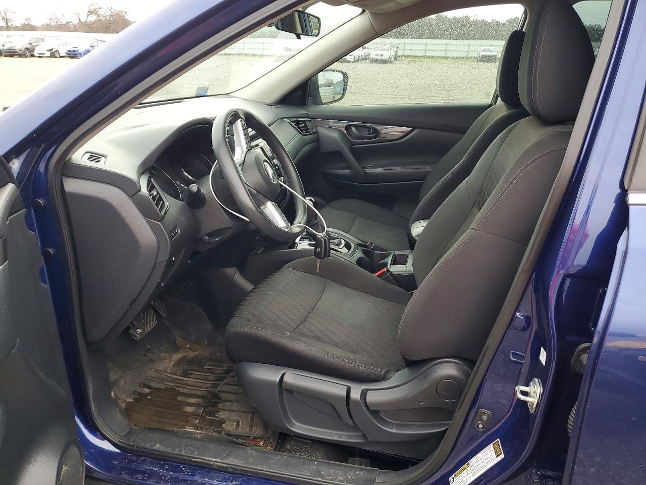 2019 NISSAN ROGUE S photo 7