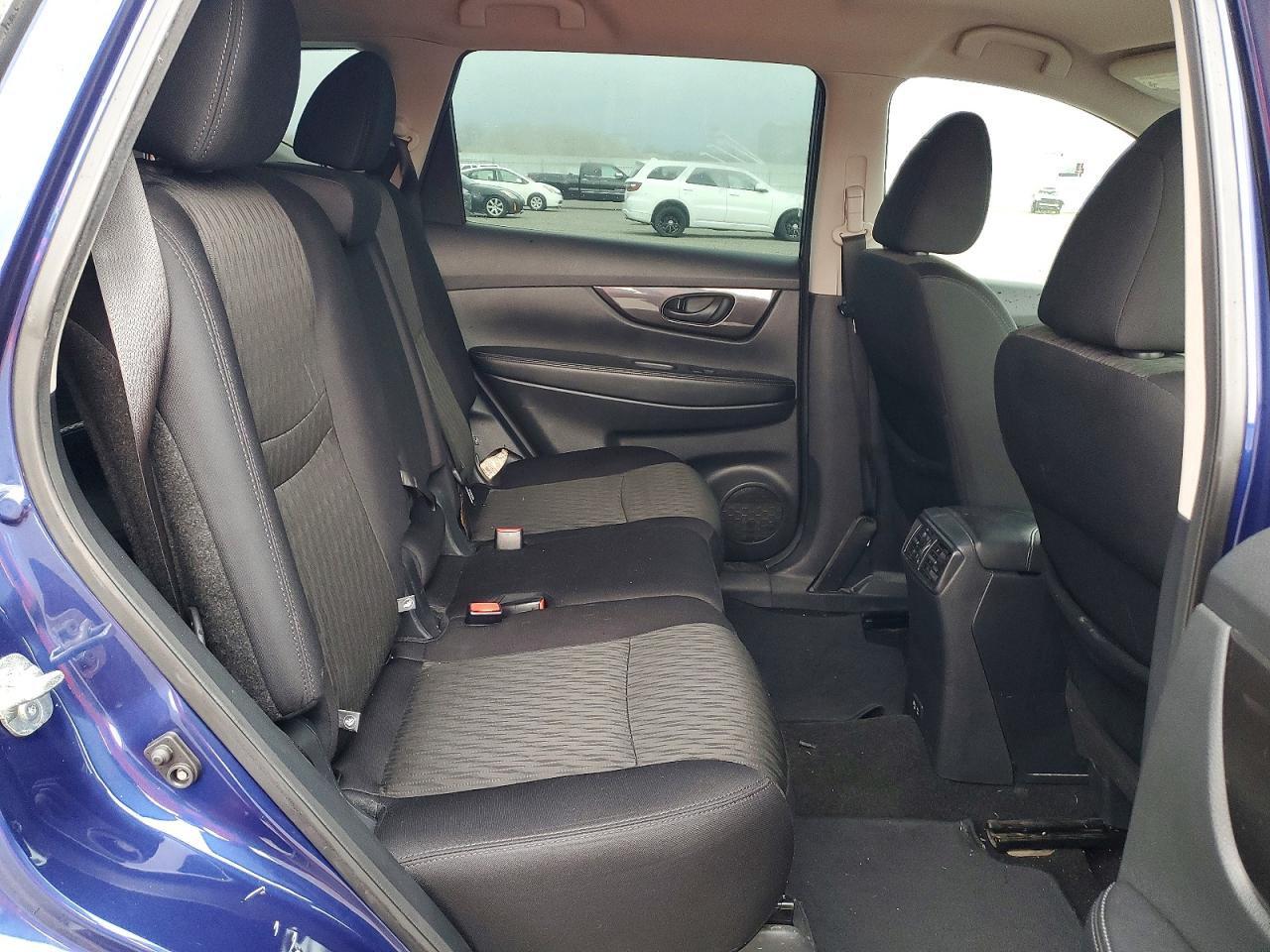2019 NISSAN ROGUE S photo 10