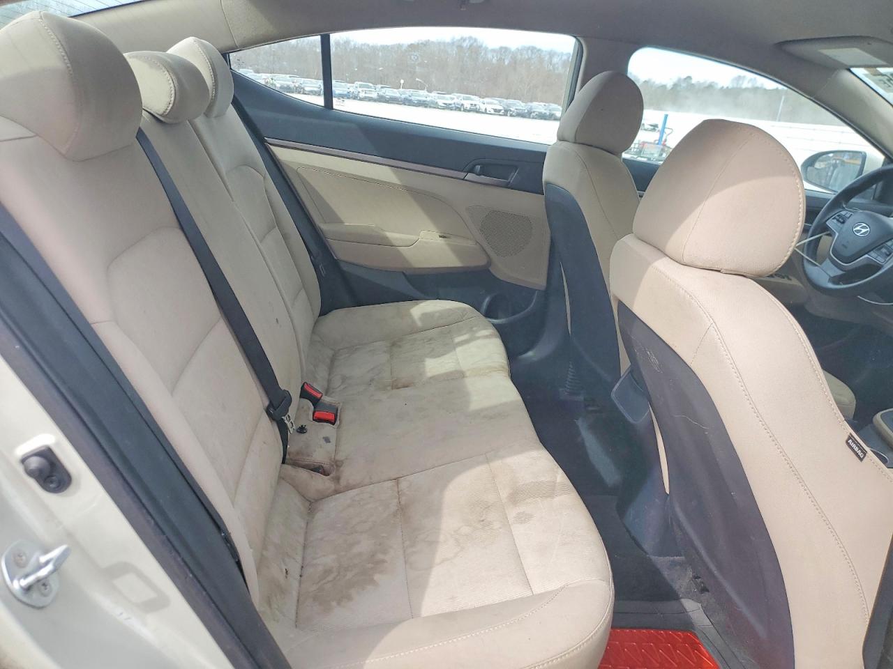 2017 HYUNDAI ELANTRA SE photo 10