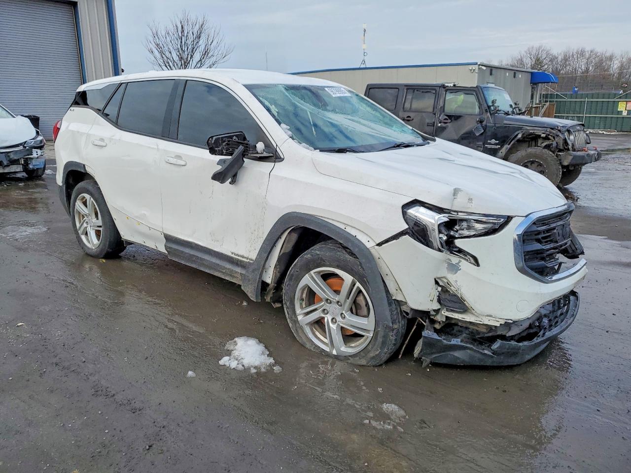 2018 GMC TERRAIN SLE photo 10