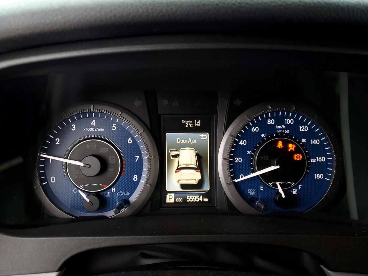 2020 TOYOTA SIENNA LE photo 9