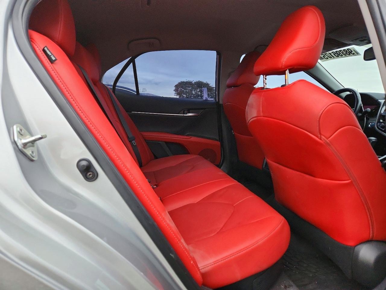 2021 TOYOTA CAMRY XSE photo 10
