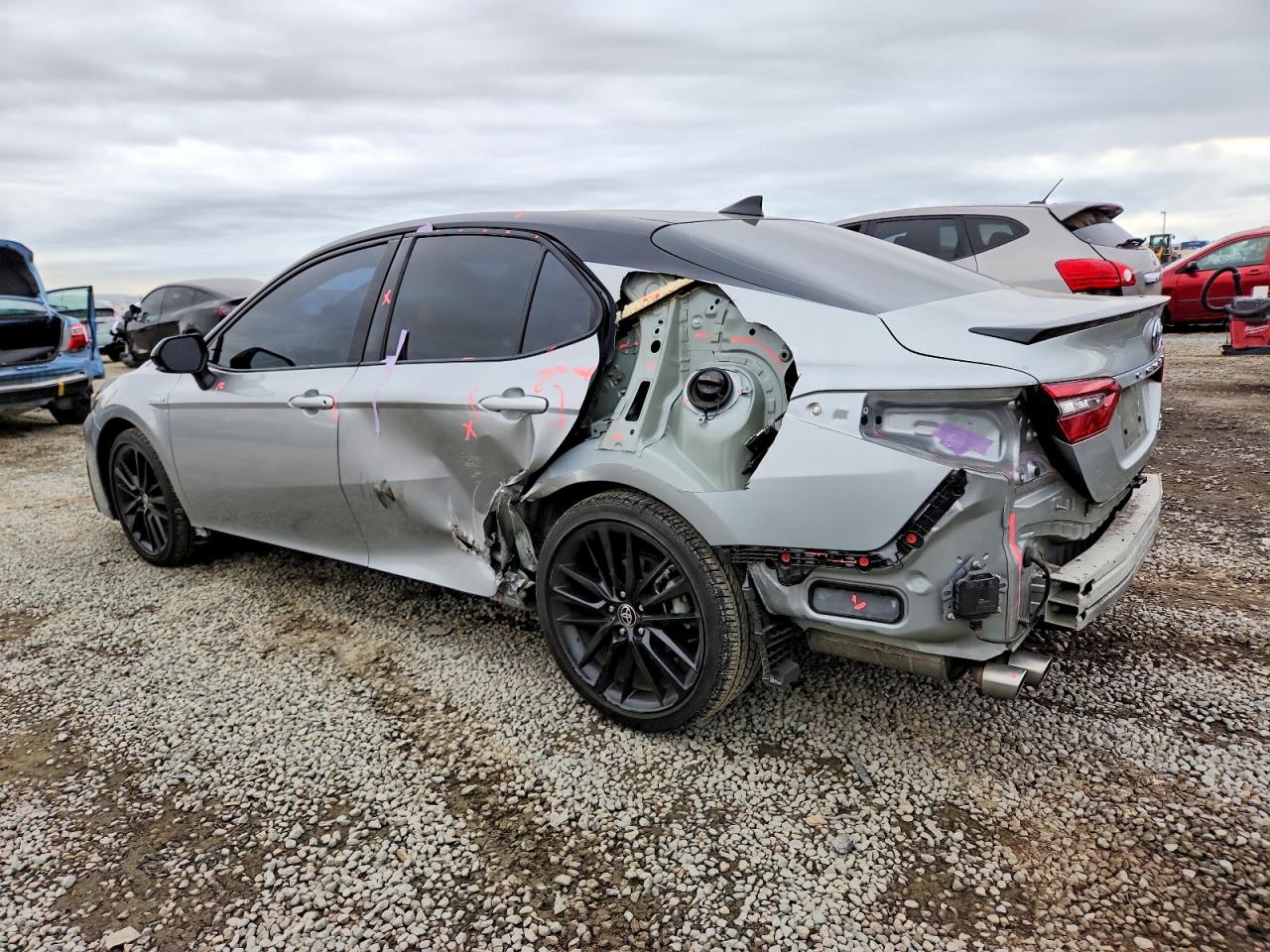 2021 TOYOTA CAMRY XSE photo 2