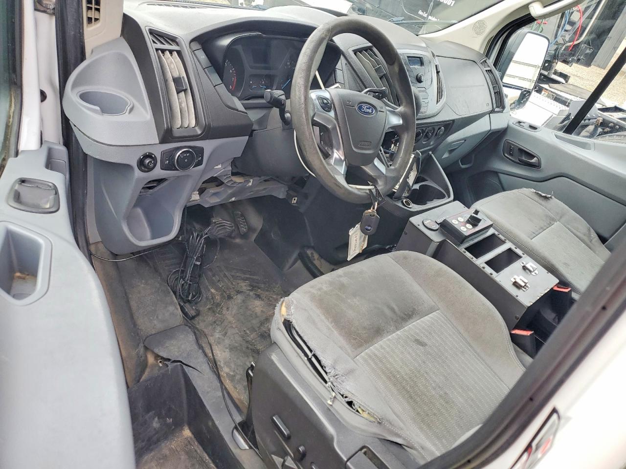 2017 FORD TRANSIT AMBULANCE photo 8