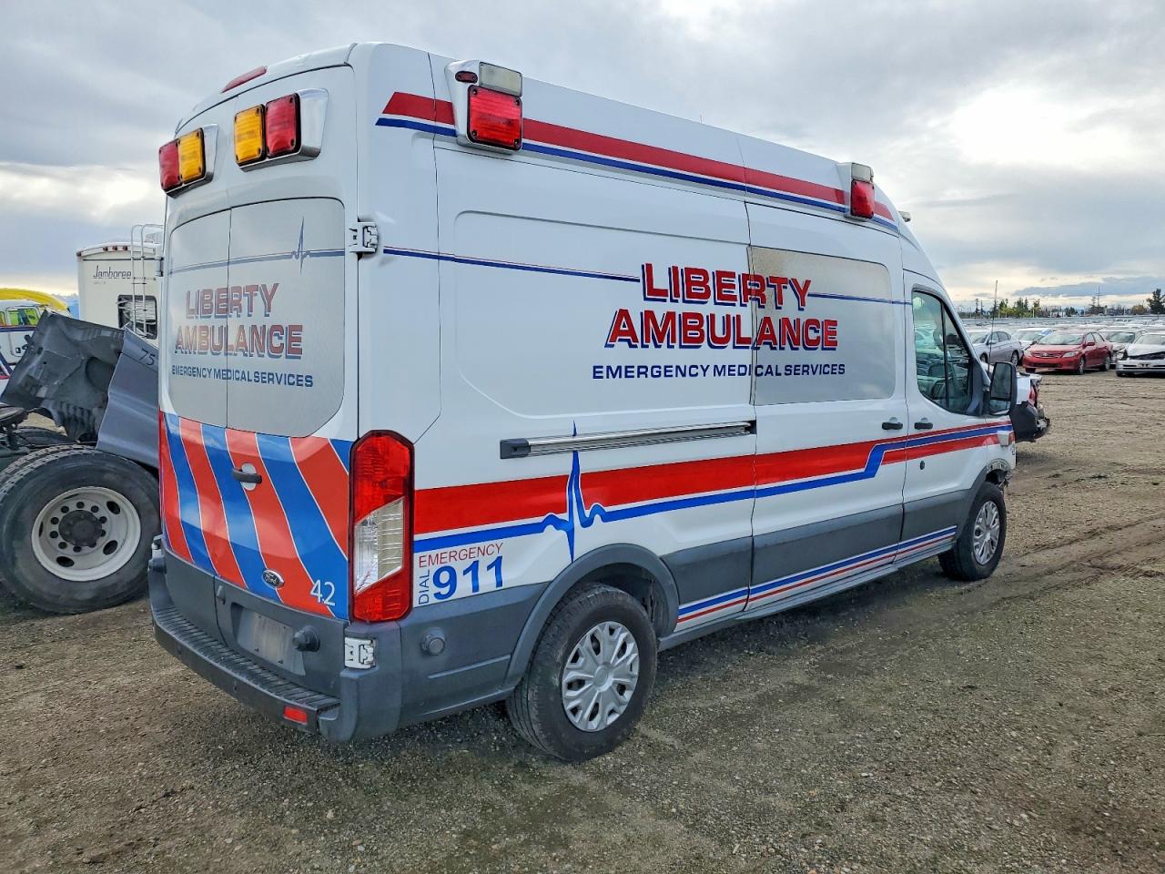 2017 FORD TRANSIT AMBULANCE photo 3
