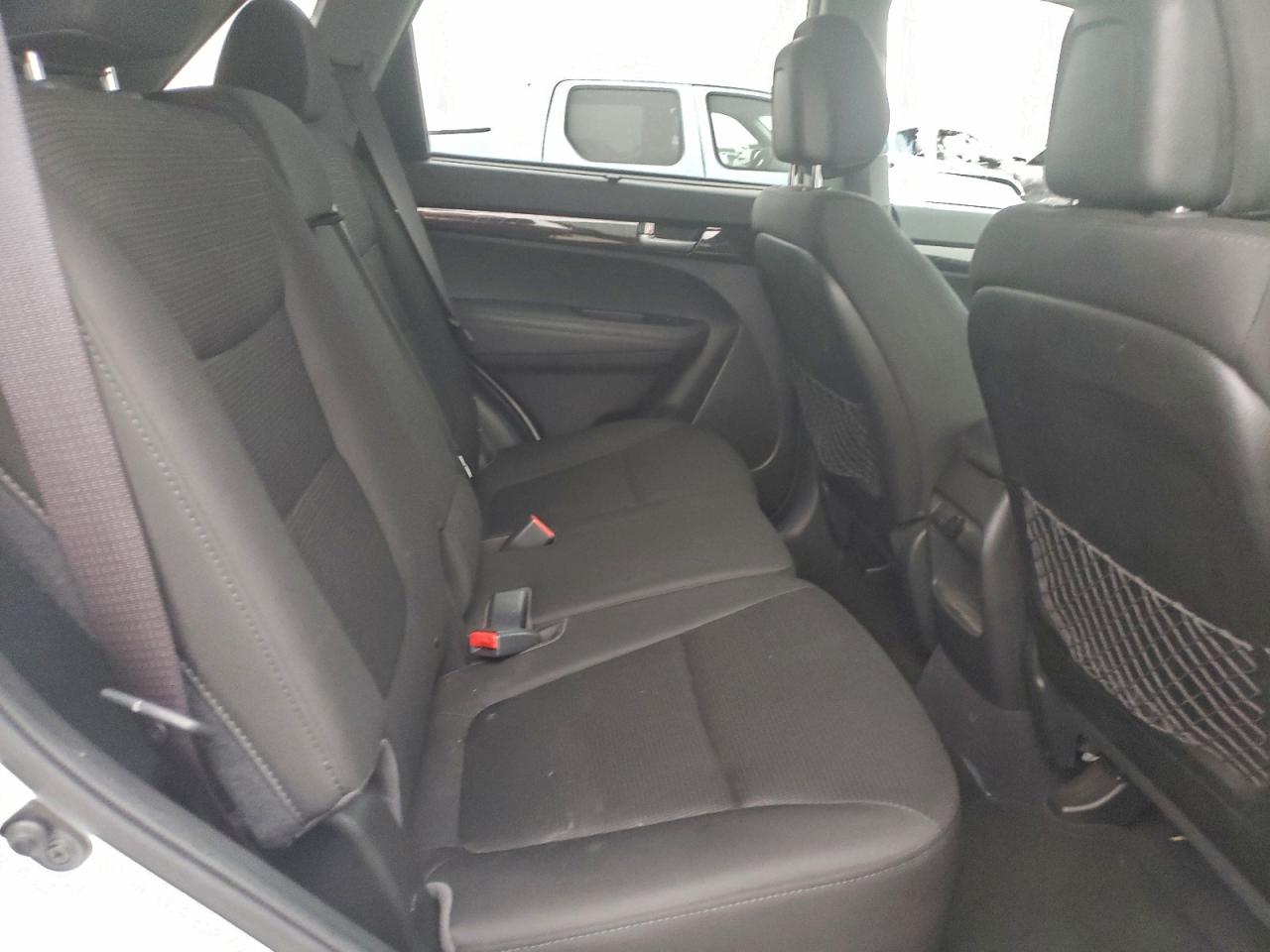 2014 KIA SORENTO LX photo 11