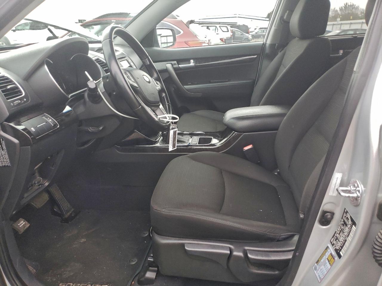 2014 KIA SORENTO LX photo 7