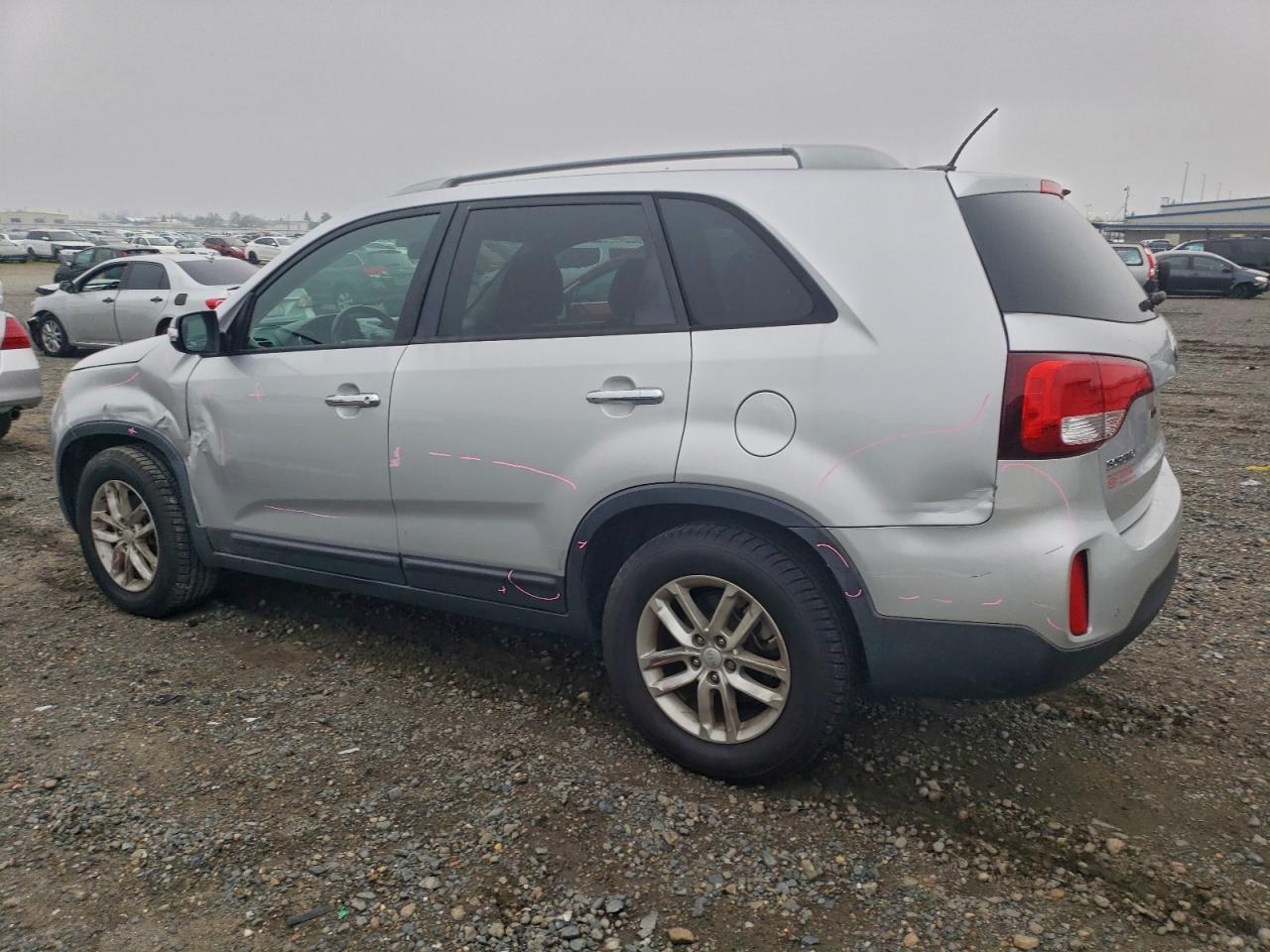 2014 KIA SORENTO LX photo 2