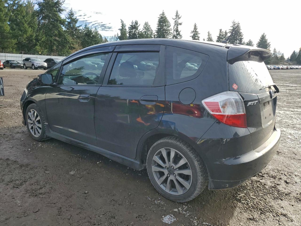 2013 HONDA FIT SPORT photo 2
